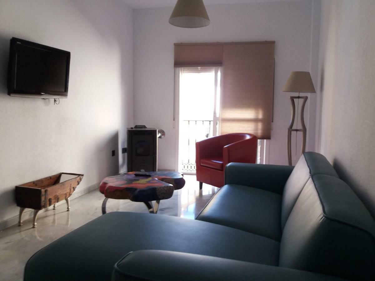 מאלגה Pop Art House 2 Bedrooms מראה חיצוני תמונה